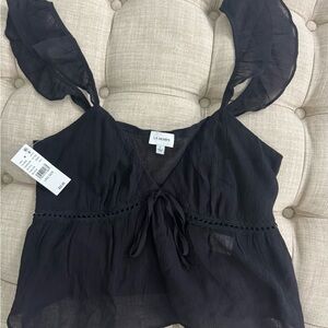 La Hearts, Sz. Lg, Black Flutter Sleeve Crop Blouse
